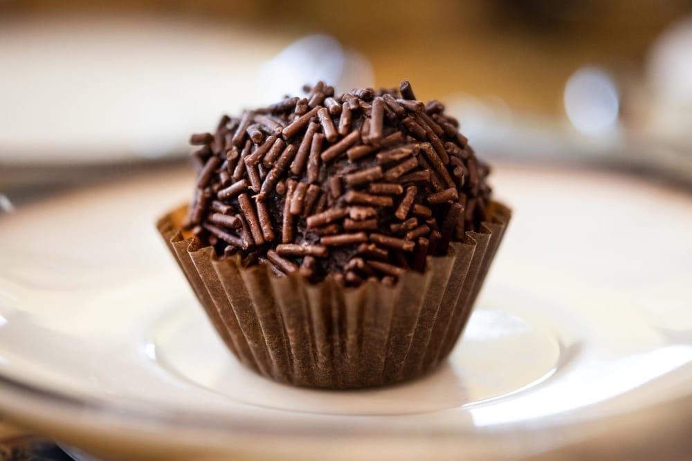 Brigadeiro Tradicional: O Doce Brasileiro Irresistível