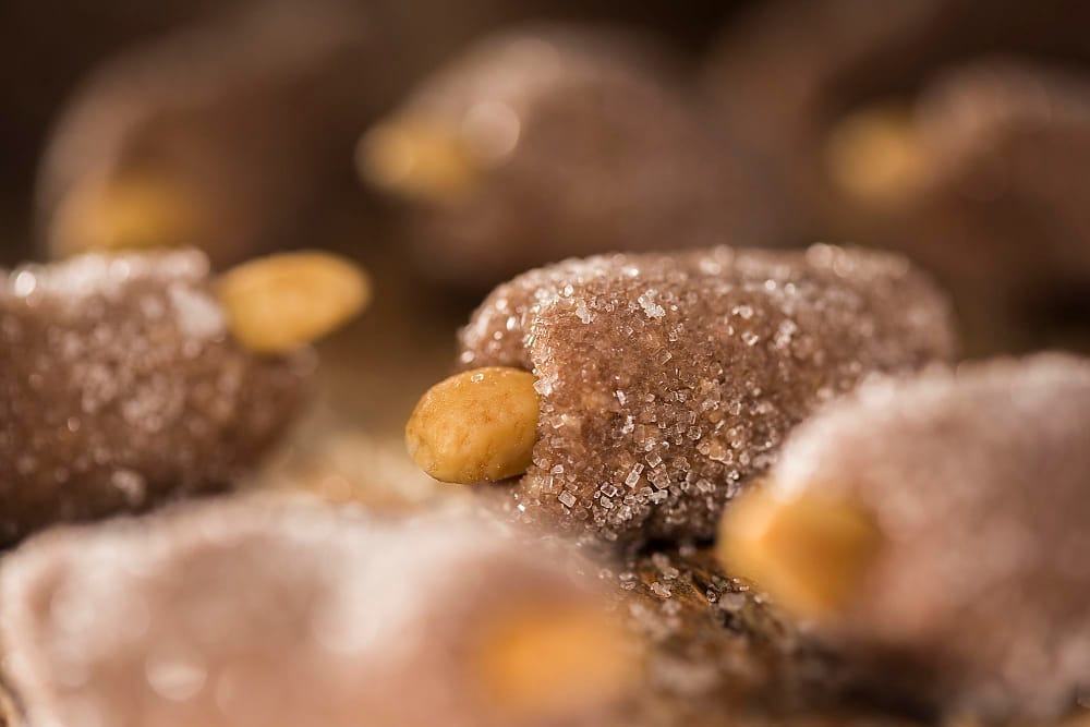 Docinho de Festa: Cajuzinho de Amendoim e Doce de Leite