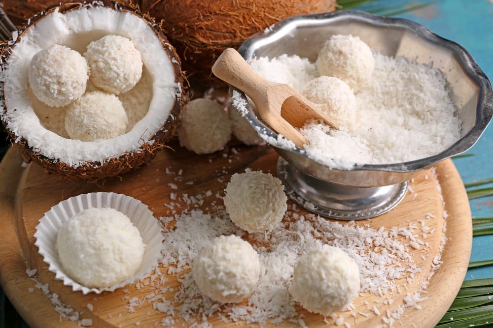 Docinhos Lucrativos: Doce de Coco e Leite Condensado